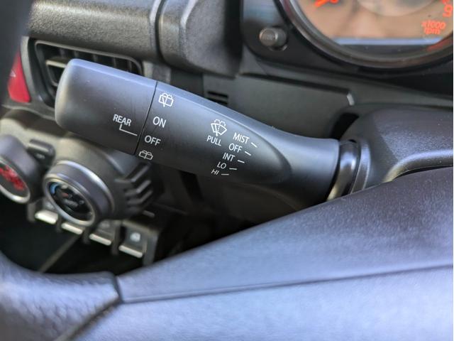 ジムニー XL 12ヶ月走行無制限保証 ルーフキャリア 社外17インチホイール 新品マッドタイヤ ナビ ETC(26枚目)