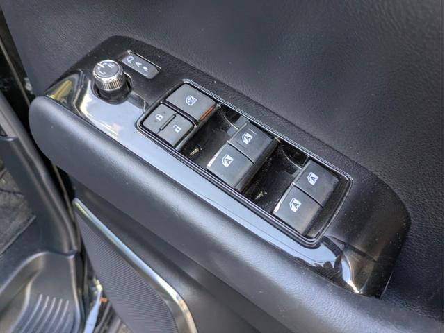 アルファードハイブリッド ＳＲ　Ｃパッケージ　１２ヶ月走行無制限保証　１０．５インチナビ　ＥＴＣ　後席モニター　電動スライドドア　電動リアゲート　アダクティブクルーズコントロール　デジタルインナーミラー　ステアリングヒーター　後席エアコン　４ＷＤ（44枚目）