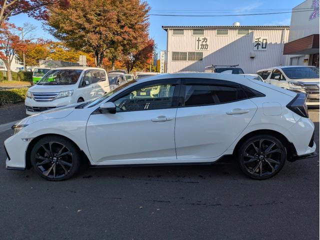 シビック ハッチバック ホンダセンシング 12ヶ月走行無制限保証 6速MT Bluetooth接続対応ナビ ETC ホンダセンシング アダクティブクルーズコントロール(ACC) 純正18インチホイール(15枚目)