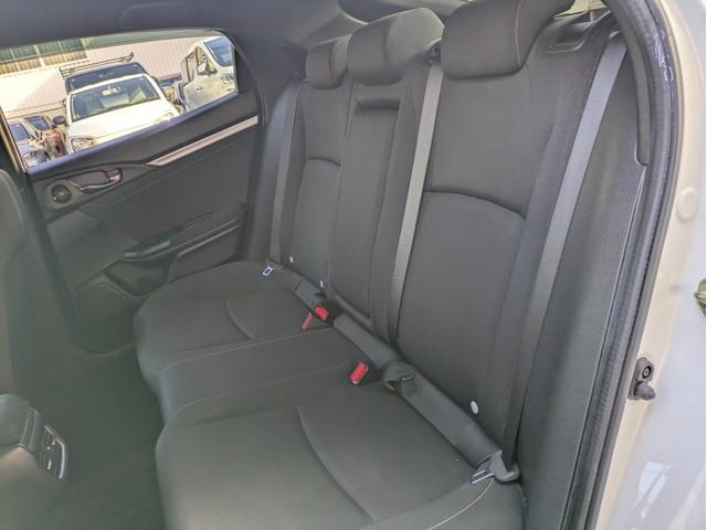 シビック ハッチバック ホンダセンシング 12ヶ月走行無制限保証 6速MT Bluetooth接続対応ナビ ETC ホンダセンシング アダクティブクルーズコントロール(ACC) 純正18インチホイール(49枚目)