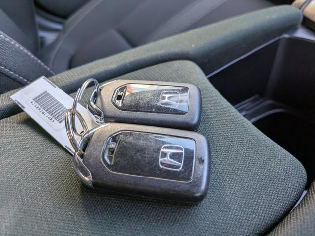 シビック ハッチバック ホンダセンシング 12ヶ月走行無制限保証 6速MT Bluetooth接続対応ナビ ETC ホンダセンシング アダクティブクルーズコントロール(ACC) 純正18インチホイール(60枚目)