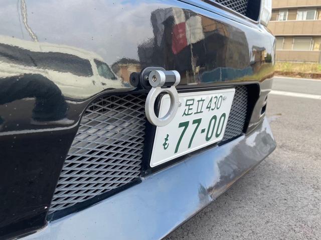 キャリイトラック ＫＣ　新品タイヤ　ローダウン　フルエアロ　社外ナビ　ヤンキーホン　アルミボックス　ステアリングナルディー　ＭＯＭＯシフト　内装張替え済み　ドラレコ　バックカメラ　ミュージックサーバー　ステッカー付（32枚目）