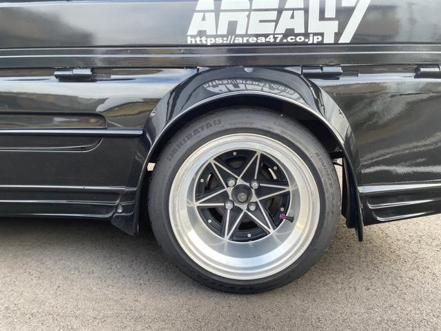 キャリイトラック ＫＣ　新品タイヤ　ローダウン　フルエアロ　社外ナビ　ヤンキーホン　アルミボックス　ステアリングナルディー　ＭＯＭＯシフト　内装張替え済み　ドラレコ　バックカメラ　ミュージックサーバー　ステッカー付（72枚目）