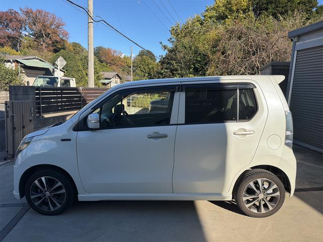 ワゴンＲ ２０周年記念車　スマートキー　プッシュスタート　ＨＩＤヘッドライト　純正１４インチアルミ　シートヒーター　アイドリングストップ　レーダーブレーキ　ＨＤＤナビ　Ｂｌｕｅｔｏｏｔｈ　地デジＴＶ　ＥＴＣ（5枚目）