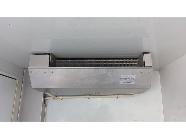 ミニキャブトラック 　ドライブレコーダー　バックカメラ　中温冷蔵冷凍　－５℃設定　キースペアあり（2枚目）