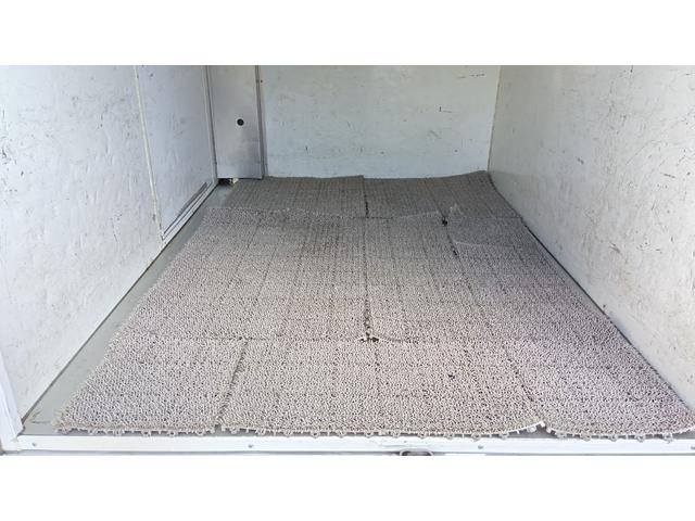 ミニキャブトラック 　ドライブレコーダー　バックカメラ　中温冷蔵冷凍　－５℃設定　キースペアあり（12枚目）