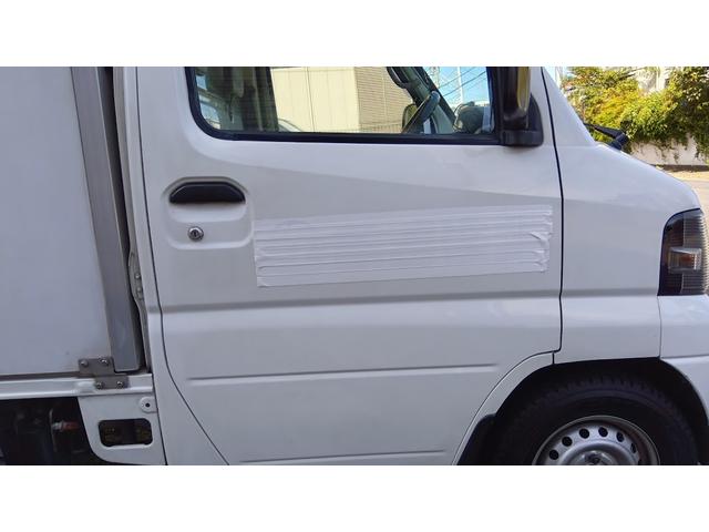 ミニキャブトラック 　ドライブレコーダー　バックカメラ　中温冷蔵冷凍　－５℃設定　キースペアあり（13枚目）