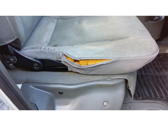 ミニキャブトラック 　ドライブレコーダー　バックカメラ　中温冷蔵冷凍　－５℃設定　キースペアあり（24枚目）