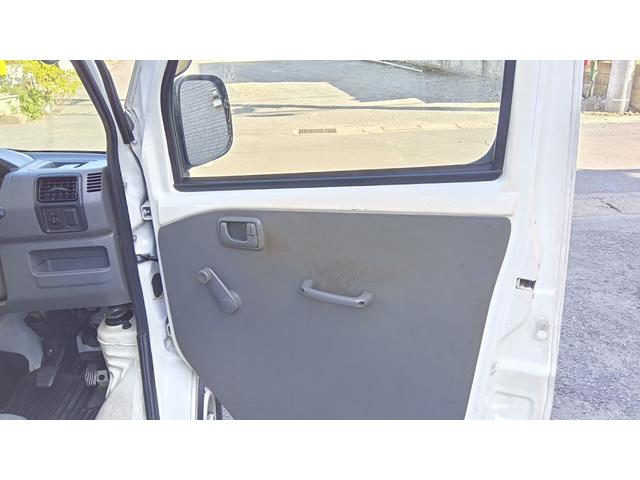 ミニキャブトラック 　ドライブレコーダー　バックカメラ　中温冷蔵冷凍　－５℃設定　キースペアあり（26枚目）