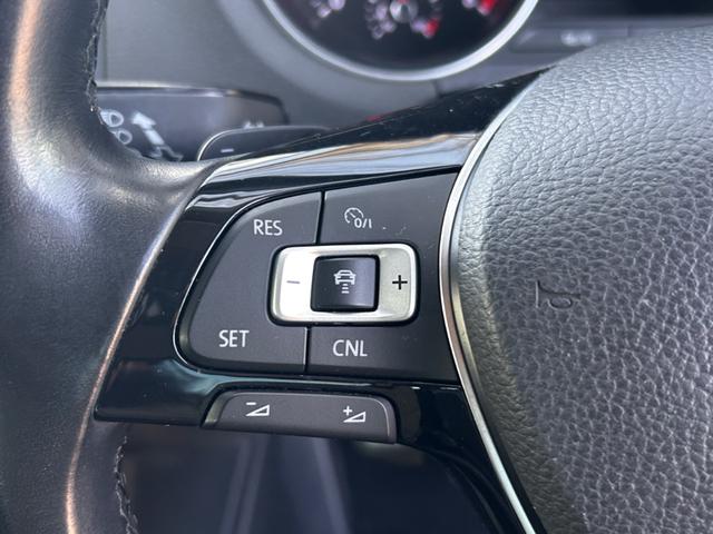 ポロ ＴＳＩハイライン　ナビ　ＴＶ　バックカメラ　Ｂｌｕｅｔｏｏｔｈ　シートヒーター　アダプティブクルーズコントロール　オートライト　ＵＳＢポート　パドルシフト　シティエマージェンシーブレーキ　パドルシフト　１６インチＡＷ（6枚目）