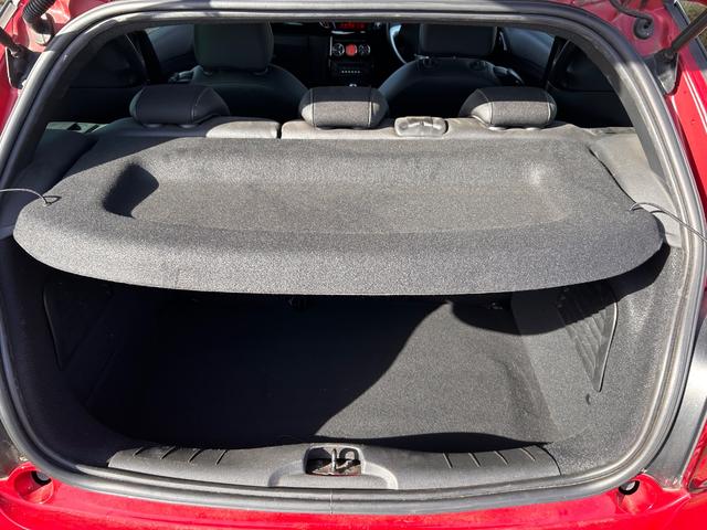 DS3 シック アクティブシティブレーキ Bluetooth ETC 障害物センサー 電動格納ミラー クルーズコントロール オートライト オートワイパー USBポート マニュアルモード 16インチ純正アルミホイール(26枚目)