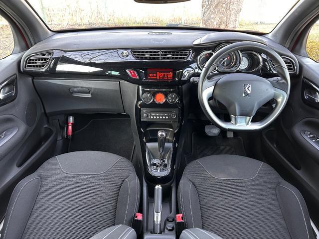 DS3 シック アクティブシティブレーキ Bluetooth ETC 障害物センサー 電動格納ミラー クルーズコントロール オートライト オートワイパー USBポート マニュアルモード 16インチ純正アルミホイール(41枚目)