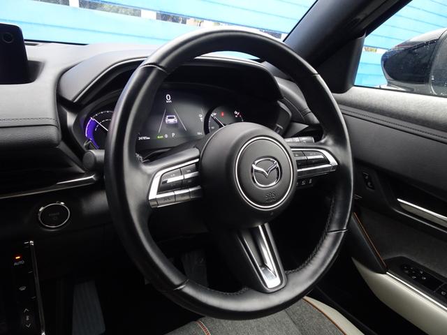 MX-30EVモデル ハイエストセット 3トーンカラー BOSE 全方位 ナビ フルセグ カラーHUD ヒートステア 半革 運メモリーPシート 前シートヒーター 18AW LEDライト Dモニタリング BSM 前後ソナー 充ケーブル(12枚目)