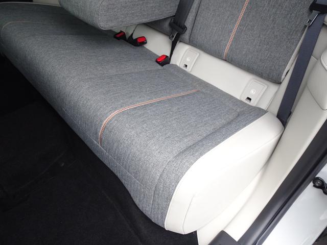 MX-30EVモデル ハイエストセット 3トーンカラー BOSE 全方位 ナビ フルセグ カラーHUD ヒートステア 半革 運メモリーPシート 前シートヒーター 18AW LEDライト Dモニタリング BSM 前後ソナー 充ケーブル(27枚目)