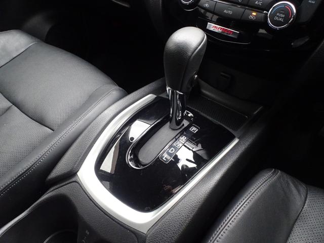 エクストレイル モード・プレミアHVオーテック30thアニバーサリー パノラマルーフ 専用本革シート ナビ Bカメラ フルセグ ETC エンジンスターター ルーフレール Pバックドア ヒートミラー LEDライト FOG デイライト 前シートH 前後ソナー ドアバイザー(16枚目)