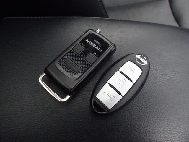 エクストレイル モード・プレミアHVオーテック30thアニバーサリー パノラマルーフ 専用本革シート ナビ Bカメラ フルセグ ETC エンジンスターター ルーフレール Pバックドア ヒートミラー LEDライト FOG デイライト 前シートH 前後ソナー ドアバイザー(18枚目)