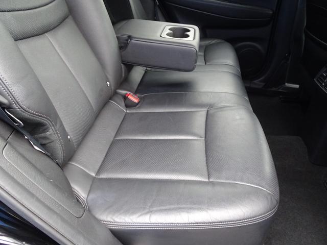 エクストレイル モード・プレミアHVオーテック30thアニバーサリー パノラマルーフ 専用本革シート ナビ Bカメラ フルセグ ETC エンジンスターター ルーフレール Pバックドア ヒートミラー LEDライト FOG デイライト 前シートH 前後ソナー ドアバイザー(28枚目)