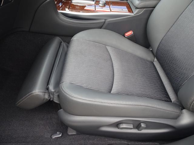 フーガ 370GT タイプS ワンオーナー 専用20AW キャリパー サス 4WAS パドルシフト アルミペダル 前後ソナー Rクルーズ 全方位カメラ ナビ フルセグ ETC 半革 Pオットマン LEDライト LEDフォグ 警報(26枚目)