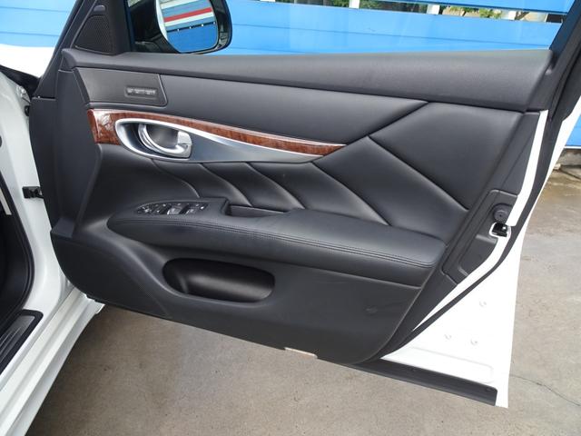 フーガ 370GT タイプS ワンオーナー 専用20AW キャリパー サス 4WAS パドルシフト アルミペダル 前後ソナー Rクルーズ 全方位カメラ ナビ フルセグ ETC 半革 Pオットマン LEDライト LEDフォグ 警報(30枚目)