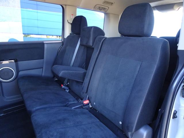 デリカＤ：５ Ｇ　パワーパッケージ　４ＷＤ　両Ｐスラ　吊モニター　９インチナビ　２カメラ　フルセグ　ＥＴＣ　ＪＡＯＳマフラー　リフトアップサス　１６ＡＷ　メッキ自格ミラー　クルコン　ＨＩＤ　ＦＯＧ　パドルシフト　アルミペダル　オートＡＣ（11枚目）