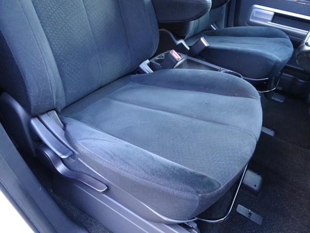 デリカＤ：５ Ｇ　パワーパッケージ　４ＷＤ　両Ｐスラ　吊モニター　９インチナビ　２カメラ　フルセグ　ＥＴＣ　ＪＡＯＳマフラー　リフトアップサス　１６ＡＷ　メッキ自格ミラー　クルコン　ＨＩＤ　ＦＯＧ　パドルシフト　アルミペダル　オートＡＣ（24枚目）