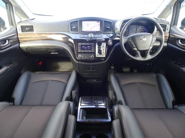 エルグランド ３５０ハイウェイスター　ワンオーナー　Ｖ６　３．５Ｌ　ブレーキアシスト　Ｒクルーズ　前後ソナー　両Ｐスラ　Ｐバックドア　８インチナビ　全方位カメラ　走ＴＶ　ＥＴＣ　ドラレコ　デジタルＲミラー　半革　オットマン　Ｒシェード（12枚目）