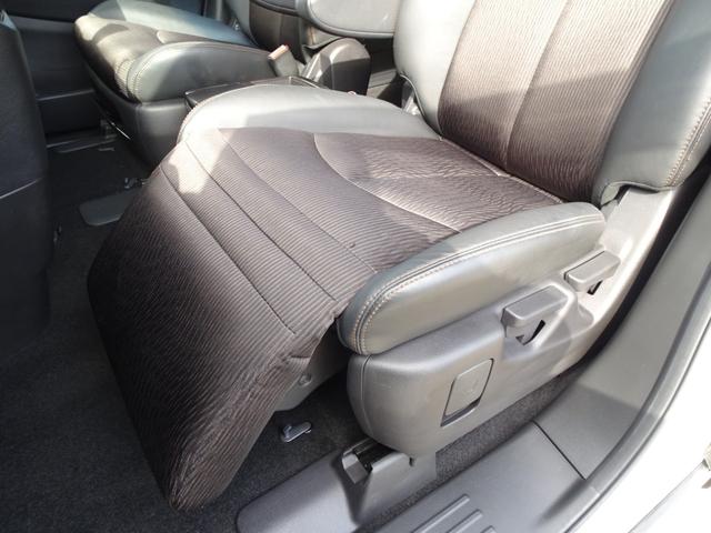 エルグランド ３５０ハイウェイスター　ワンオーナー　Ｖ６　３．５Ｌ　ブレーキアシスト　Ｒクルーズ　前後ソナー　両Ｐスラ　Ｐバックドア　８インチナビ　全方位カメラ　走ＴＶ　ＥＴＣ　ドラレコ　デジタルＲミラー　半革　オットマン　Ｒシェード（28枚目）