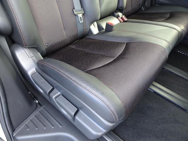 エルグランド ３５０ハイウェイスター　ワンオーナー　Ｖ６　３．５Ｌ　ブレーキアシスト　Ｒクルーズ　前後ソナー　両Ｐスラ　Ｐバックドア　８インチナビ　全方位カメラ　走ＴＶ　ＥＴＣ　ドラレコ　デジタルＲミラー　半革　オットマン　Ｒシェード（30枚目）