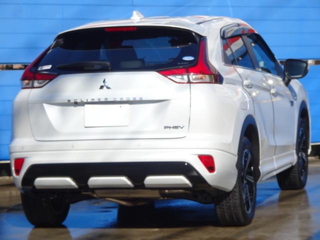 エクリプスクロスＰＨＥＶ Ｐ　ワンオーナー　走行１．７万ｋｍ　白本革シート　８インチナビ　全方位カメラ　フルセグ　ＥＴＣ　前後ドラレコ　アルミペダル　パドルシフト　前シートヒーター　前パワーシート　ＬＥＤ　充ケーブル　フロアマット（2枚目）