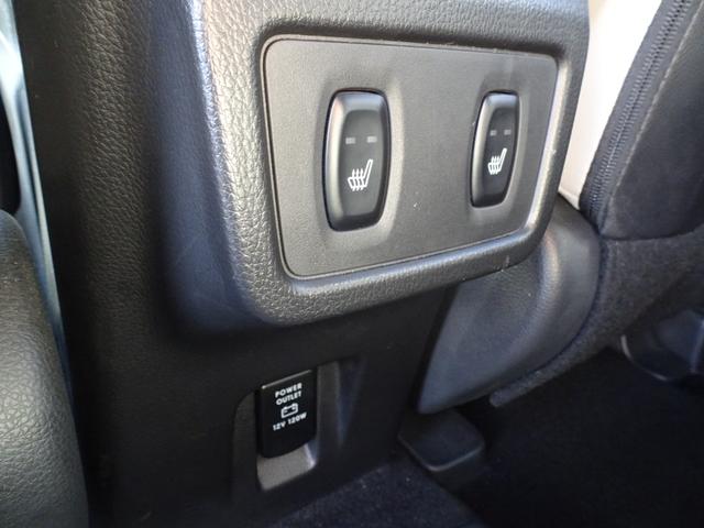 エクリプスクロスＰＨＥＶ Ｐ　ワンオーナー　走行１．７万ｋｍ　白本革シート　８インチナビ　全方位カメラ　フルセグ　ＥＴＣ　前後ドラレコ　アルミペダル　パドルシフト　前シートヒーター　前パワーシート　ＬＥＤ　充ケーブル　フロアマット（28枚目）