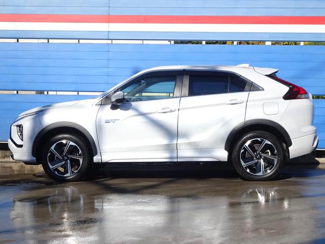 エクリプスクロスＰＨＥＶ Ｐ　ワンオーナー　走行１．７万ｋｍ　白本革シート　８インチナビ　全方位カメラ　フルセグ　ＥＴＣ　前後ドラレコ　アルミペダル　パドルシフト　前シートヒーター　前パワーシート　ＬＥＤ　充ケーブル　フロアマット（41枚目）