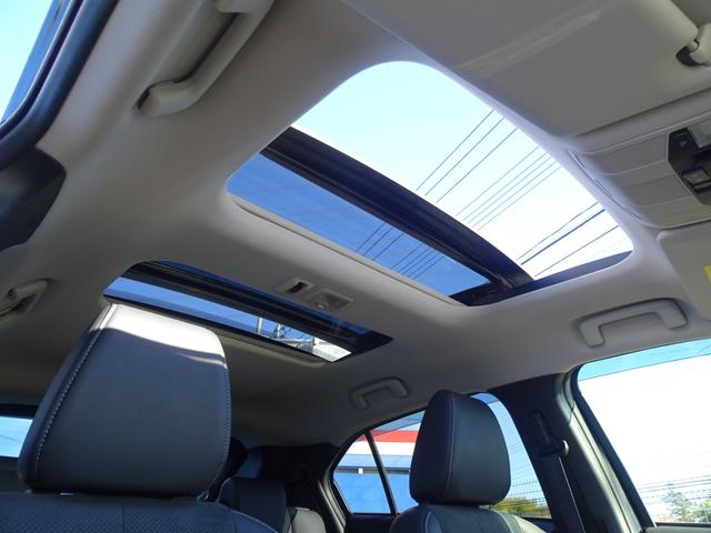 エクリプスクロスＰＨＥＶ Ｇ　ワンオーナー　電動パノラマルーフ　ＲＡＹＳ１８ＡＷ　ルーフレール　アルパイン１１インチナビ　Ｂカメラ　フルセグ　ＥＴＣ　連動ドラレコ前後　前シートヒーター　ハーフレザー　ＬＥＤライト　純正充電ケーブル（3枚目）