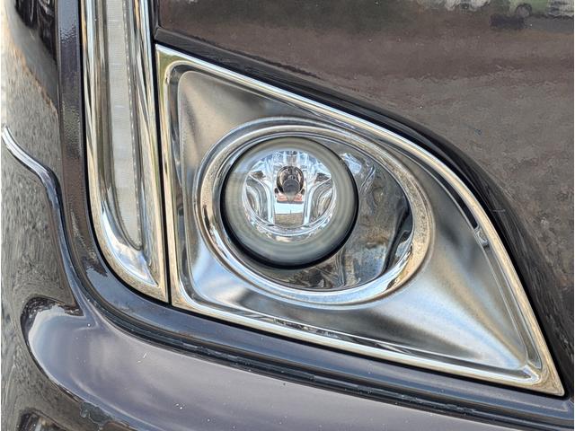 エルグランド ２５０ハイウェイスターアーバンクロム　カラーコードＬＡＥ／オーロラモーヴ／後席モニター／フリップダウンＭ／両側電動スライドドア／Ｂｌｕｅｔｏｏｔｈ／社外メモリーナビ／フルセグＴＶ／ＣＤ・ＤＶＤ／バックカメラ／ＥＴＣ／１８インチ純正アルミ（17枚目）