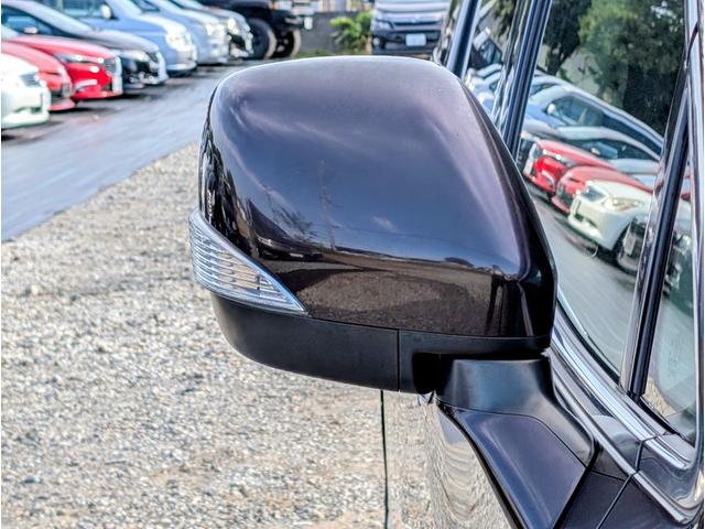 エルグランド ２５０ハイウェイスターアーバンクロム　カラーコードＬＡＥ／オーロラモーヴ／後席モニター／フリップダウンＭ／両側電動スライドドア／Ｂｌｕｅｔｏｏｔｈ／社外メモリーナビ／フルセグＴＶ／ＣＤ・ＤＶＤ／バックカメラ／ＥＴＣ／１８インチ純正アルミ（23枚目）