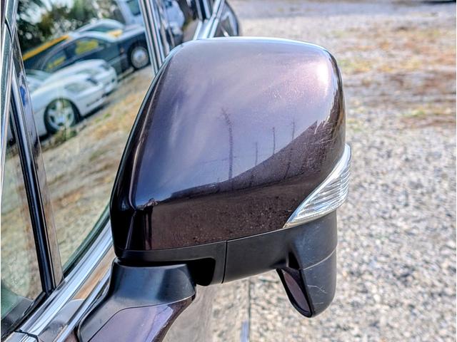 エルグランド ２５０ハイウェイスターアーバンクロム　カラーコードＬＡＥ／オーロラモーヴ／後席モニター／フリップダウンＭ／両側電動スライドドア／Ｂｌｕｅｔｏｏｔｈ／社外メモリーナビ／フルセグＴＶ／ＣＤ・ＤＶＤ／バックカメラ／ＥＴＣ／１８インチ純正アルミ（24枚目）