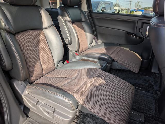 エルグランド ２５０ハイウェイスターアーバンクロム　カラーコードＬＡＥ／オーロラモーヴ／後席モニター／フリップダウンＭ／両側電動スライドドア／Ｂｌｕｅｔｏｏｔｈ／社外メモリーナビ／フルセグＴＶ／ＣＤ・ＤＶＤ／バックカメラ／ＥＴＣ／１８インチ純正アルミ（43枚目）