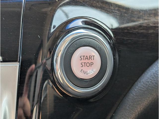 エルグランド ２５０ハイウェイスターアーバンクロム　カラーコードＬＡＥ／オーロラモーヴ／後席モニター／フリップダウンＭ／両側電動スライドドア／Ｂｌｕｅｔｏｏｔｈ／社外メモリーナビ／フルセグＴＶ／ＣＤ・ＤＶＤ／バックカメラ／ＥＴＣ／１８インチ純正アルミ（71枚目）