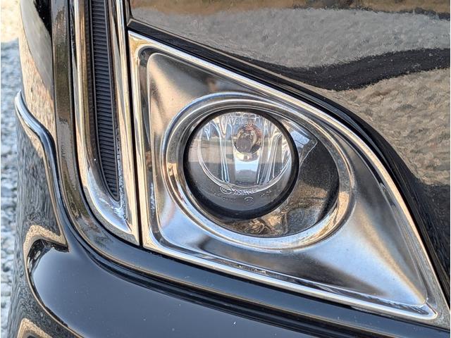 エルグランド 250ハイウェイスターアーバンクロム パートタイム4WD/後席モニター/19インチ社外アルミホイール/ETC/HIDライト/フォグライト/両側電動スライドドア/オットマン/電動格納ミラー/オートライト/ウインカー付きサイドミラー(17枚目)