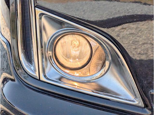 エルグランド 250ハイウェイスターアーバンクロム パートタイム4WD/後席モニター/19インチ社外アルミホイール/ETC/HIDライト/フォグライト/両側電動スライドドア/オットマン/電動格納ミラー/オートライト/ウインカー付きサイドミラー(18枚目)