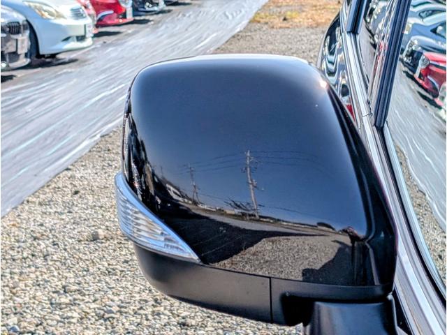 エルグランド 250ハイウェイスターアーバンクロム パートタイム4WD/後席モニター/19インチ社外アルミホイール/ETC/HIDライト/フォグライト/両側電動スライドドア/オットマン/電動格納ミラー/オートライト/ウインカー付きサイドミラー(23枚目)