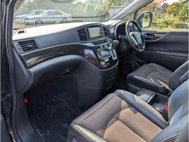 エルグランド 250ハイウェイスターアーバンクロム パートタイム4WD/後席モニター/19インチ社外アルミホイール/ETC/HIDライト/フォグライト/両側電動スライドドア/オットマン/電動格納ミラー/オートライト/ウインカー付きサイドミラー(36枚目)