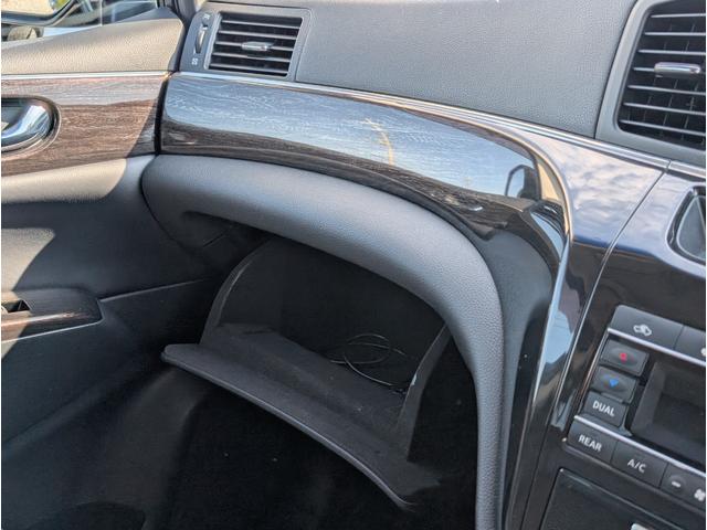 エルグランド 250ハイウェイスターアーバンクロム パートタイム4WD/後席モニター/19インチ社外アルミホイール/ETC/HIDライト/フォグライト/両側電動スライドドア/オットマン/電動格納ミラー/オートライト/ウインカー付きサイドミラー(63枚目)