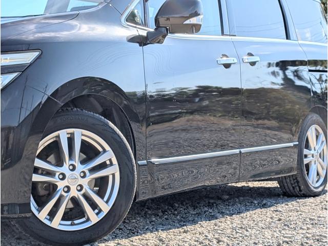 エルグランド ２５０ハイウェイスター　パートタイム４ＷＤ／後席モニター／アラウンドビューモニター／バックカメラ／純正ナビゲーション／地デジＴＶ／ＥＴＣ／１８インチ純正アルミホイール／ステアリングスイッチ／左側電動スライドドア／１００Ｖ電源（3枚目）