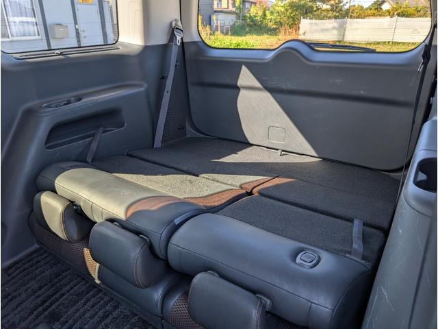 エルグランド ２５０ハイウェイスター　パートタイム４ＷＤ／後席モニター／アラウンドビューモニター／バックカメラ／純正ナビゲーション／地デジＴＶ／ＥＴＣ／１８インチ純正アルミホイール／ステアリングスイッチ／左側電動スライドドア／１００Ｖ電源（43枚目）