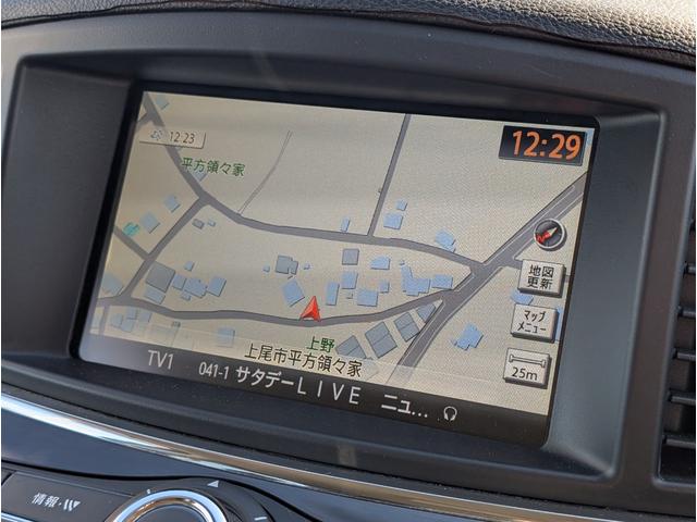 エルグランド ２５０ハイウェイスター　パートタイム４ＷＤ／後席モニター／アラウンドビューモニター／バックカメラ／純正ナビゲーション／地デジＴＶ／ＥＴＣ／１８インチ純正アルミホイール／ステアリングスイッチ／左側電動スライドドア／１００Ｖ電源（53枚目）