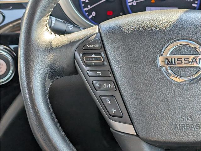 エルグランド ２５０ハイウェイスター　パートタイム４ＷＤ／後席モニター／アラウンドビューモニター／バックカメラ／純正ナビゲーション／地デジＴＶ／ＥＴＣ／１８インチ純正アルミホイール／ステアリングスイッチ／左側電動スライドドア／１００Ｖ電源（58枚目）