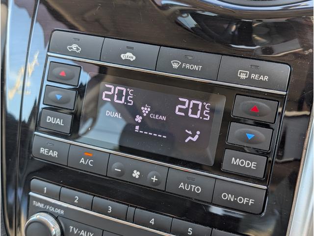 エルグランド ２５０ハイウェイスター　パートタイム４ＷＤ／後席モニター／アラウンドビューモニター／バックカメラ／純正ナビゲーション／地デジＴＶ／ＥＴＣ／１８インチ純正アルミホイール／ステアリングスイッチ／左側電動スライドドア／１００Ｖ電源（61枚目）