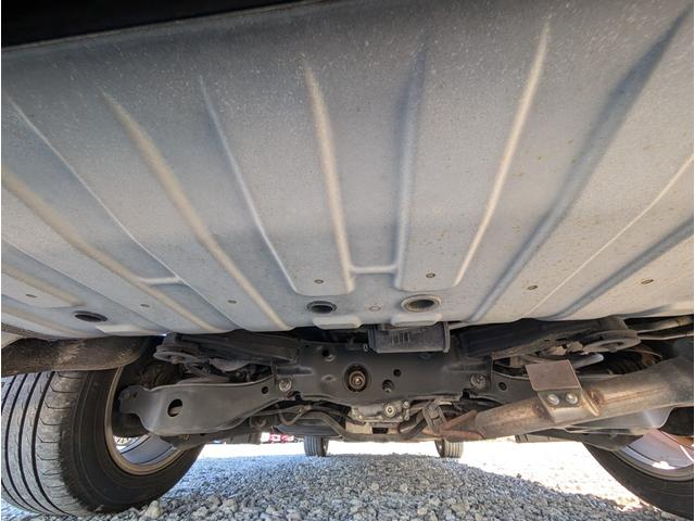 エルグランド ２５０ハイウェイスター　パートタイム４ＷＤ／後席モニター／アラウンドビューモニター／バックカメラ／純正ナビゲーション／地デジＴＶ／ＥＴＣ／１８インチ純正アルミホイール／ステアリングスイッチ／左側電動スライドドア／１００Ｖ電源（77枚目）