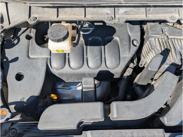 エルグランド ２５０ハイウェイスター　パートタイム４ＷＤ／後席モニター／アラウンドビューモニター／バックカメラ／純正ナビゲーション／地デジＴＶ／ＥＴＣ／１８インチ純正アルミホイール／ステアリングスイッチ／左側電動スライドドア／１００Ｖ電源（78枚目）