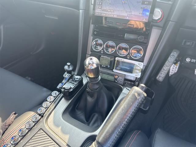 スカイライン 25GTターボ サンルーフ(11枚目)